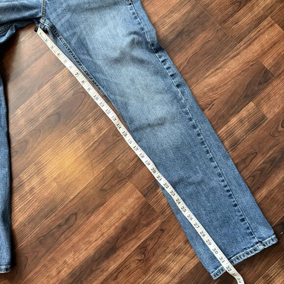 Wrangler Retro Slim Boot Jeans 32 x 34 Medium Wash Denim Work Western Riding - Picture 5 of 9